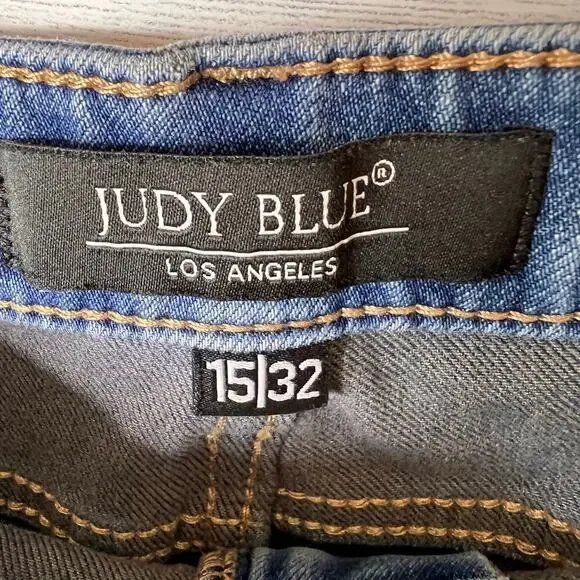 Judy Blue Jeans Womens Size 15/32 Blue Skinny Fit Medium Wash Stretch Denim - Picture 2 of 16